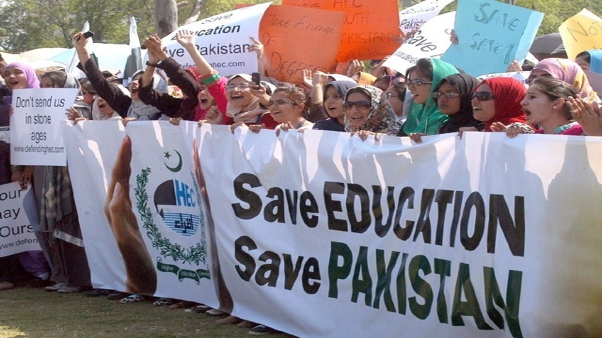 how can we solve education problems in pakistan